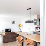 Dom wakacyjny Comfy Counord Place *