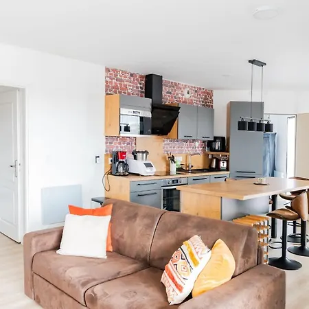 Comfy Counord Place بيت للعطل