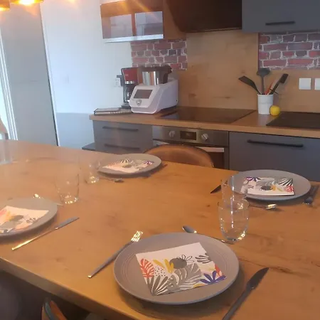 Comfy Counord Place Hébergement de vacances *