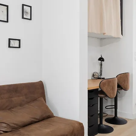 Comfy Counord Place